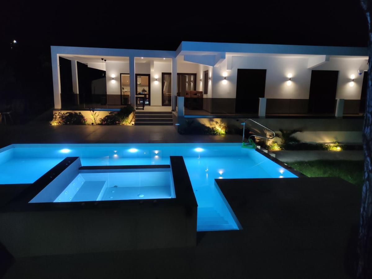 Luxury Villa Anemone With Private Pool Pastida ภายนอก รูปภาพ